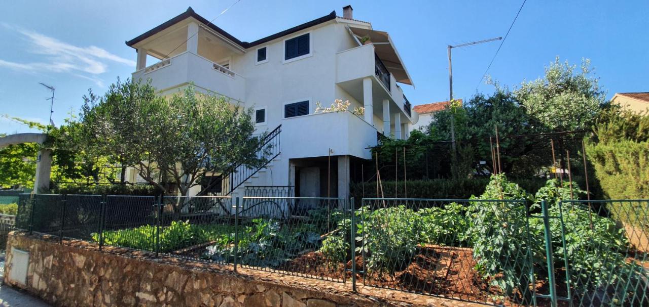 Apartments Romarin Supetar Dış mekan fotoğraf