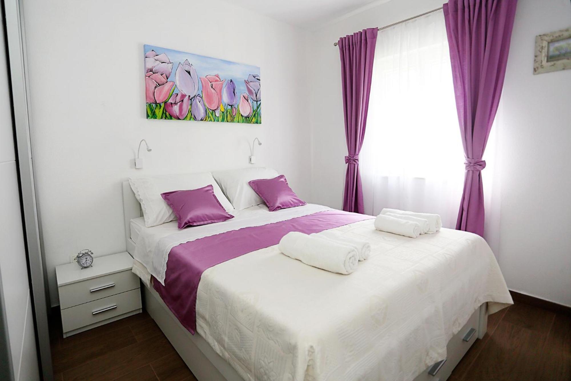 Apartments Romarin Supetar Dış mekan fotoğraf
