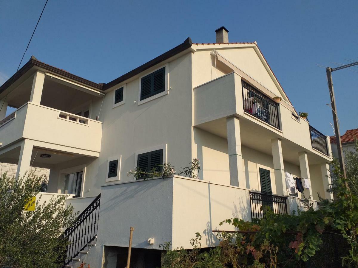 Apartments Romarin Supetar Dış mekan fotoğraf
